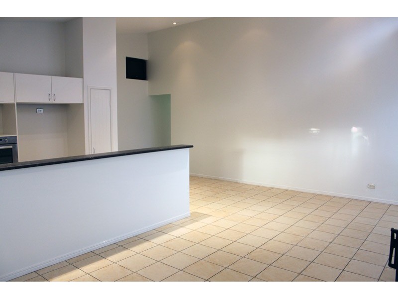 24 Fitzwilliam Dr, Sippy Downs QLD 4556