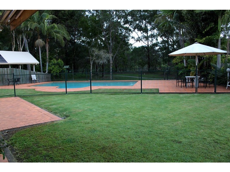 4 Moana Court, Mountain Creek QLD 4557
