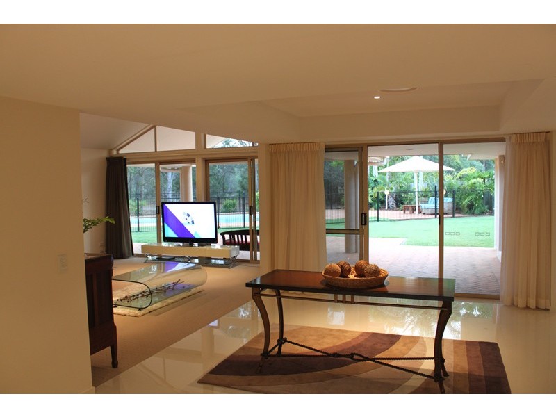 4 Moana Court, Mountain Creek QLD 4557