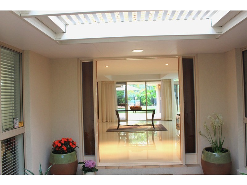 4 Moana Court, Mountain Creek QLD 4557