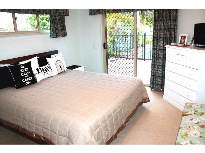 69 Goonawarra Dr, Mooloolaba QLD 4557