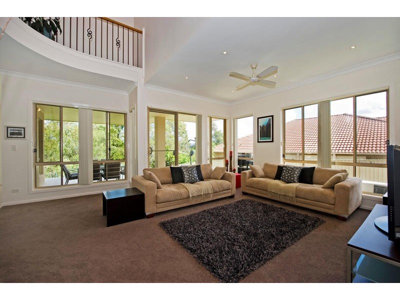 102 Christina Ryan Way, Arundel QLD 4214