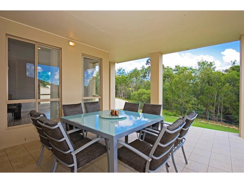 102 Christina Ryan Way, Arundel QLD 4214