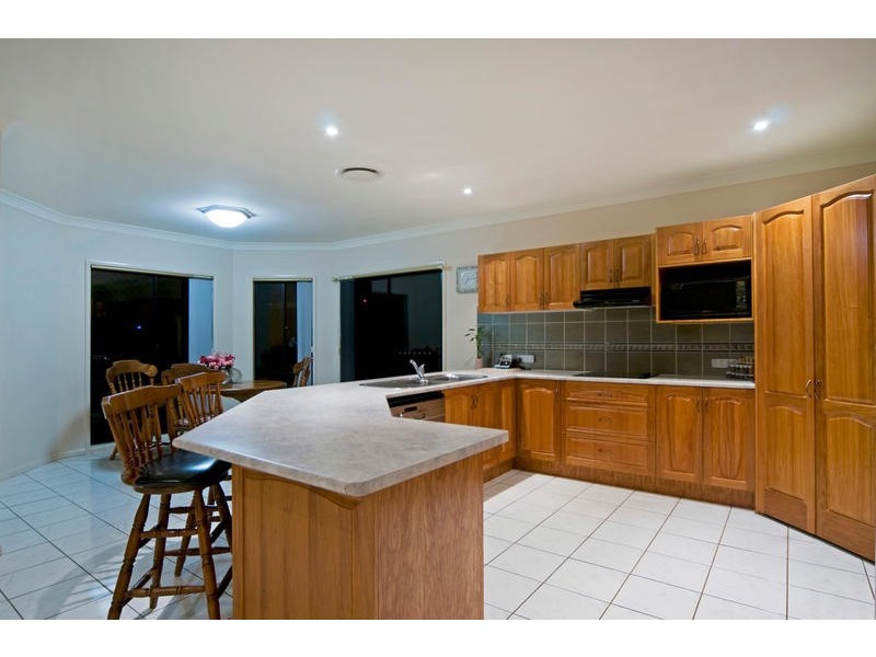 5 Burley Griffin Drive, Maudsland QLD 4210