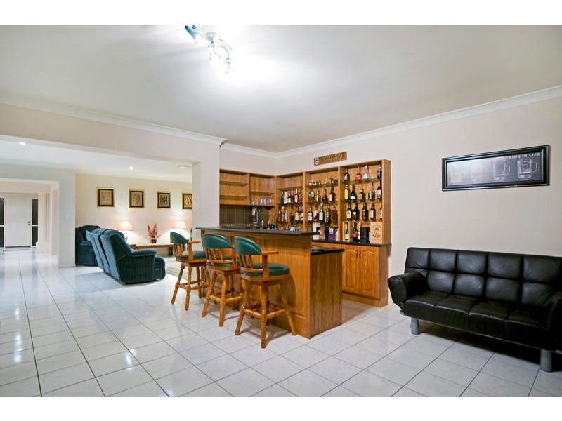 5 Burley Griffin Drive, Maudsland QLD 4210