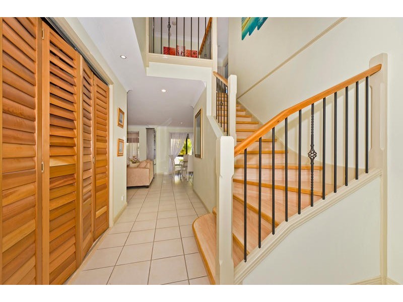 103 Christina Ryan Way, Arundel QLD 4214