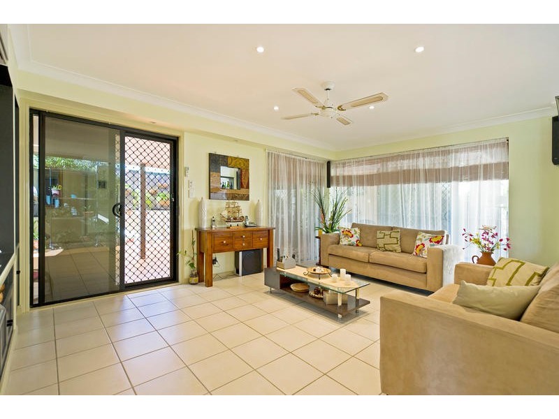103 Christina Ryan Way, Arundel QLD 4214