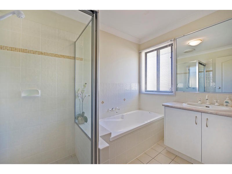103 Christina Ryan Way, Arundel QLD 4214