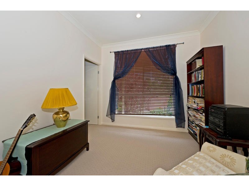 10 Hazlett Street, Maudsland QLD 4210