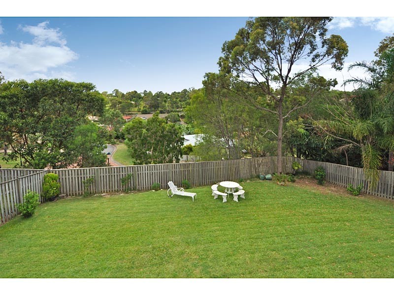 24 Bonin Close, Pacific Pines QLD 4211