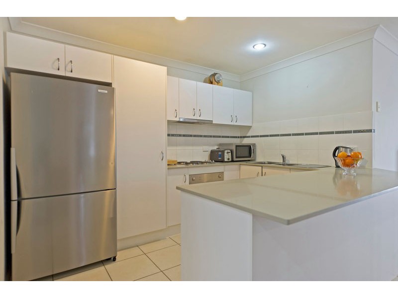 2/14 Paris Parade, Ormeau QLD 4208