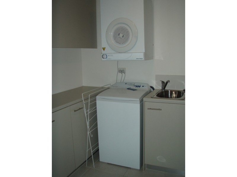 Hope Island QLD 4212