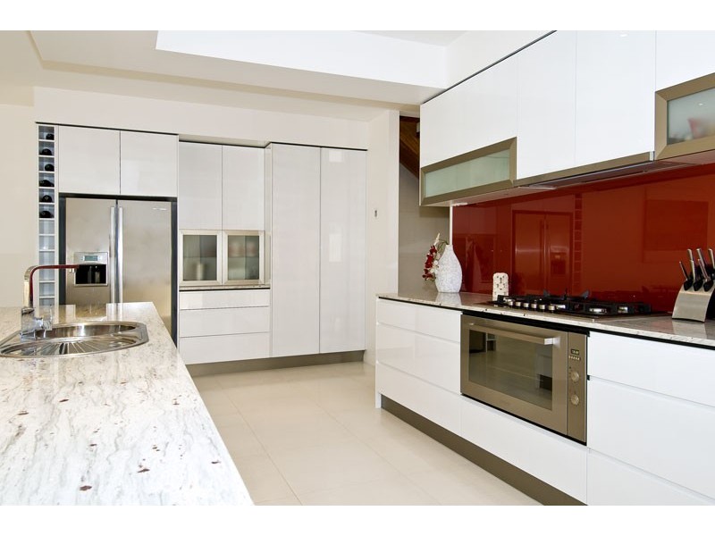 Benowa QLD 4217