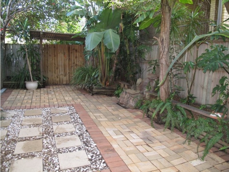 Shrike Court, Burleigh Waters QLD 4220