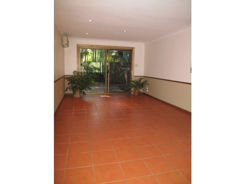 Shrike Court, Burleigh Waters QLD 4220