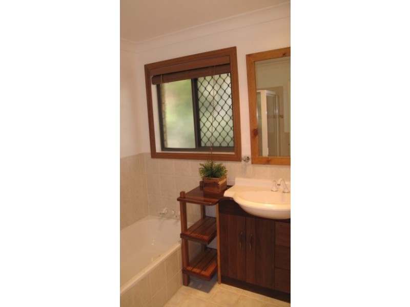 Shrike Court, Burleigh Waters QLD 4220