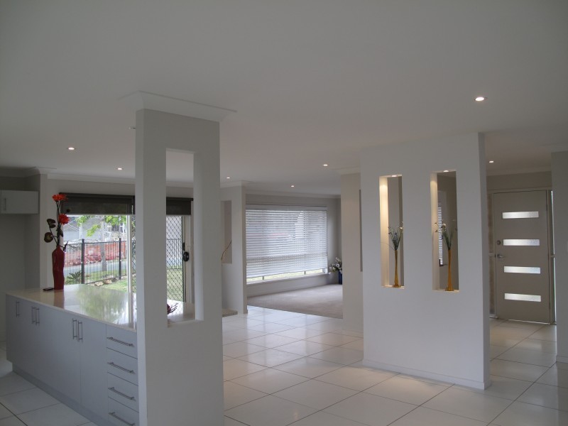 33 Tara Vista Blvd, Highland Park QLD 4211