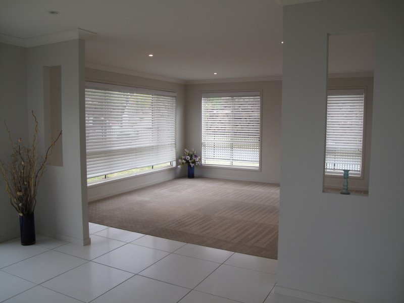 33 Tara Vista Blvd, Highland Park QLD 4211