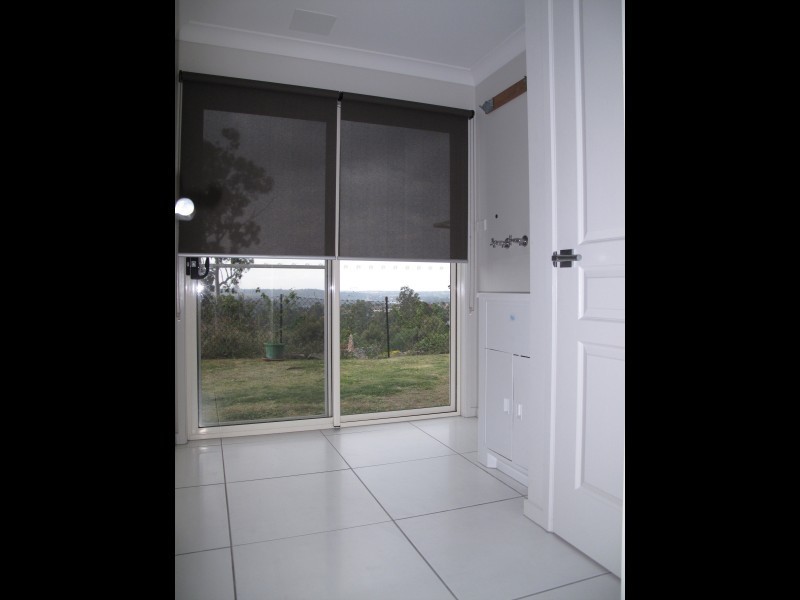 33 Tara Vista Blvd, Highland Park QLD 4211