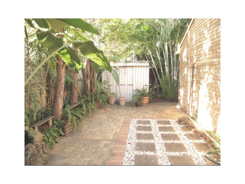 2/7 Shrike Court, Burleigh Waters QLD 4220