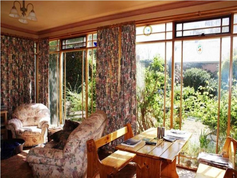 22 West Barrack St, Deloraine TAS 7304