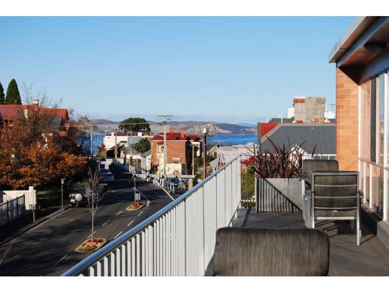 14/64 St Georges Terrace, Battery Point TAS 7004