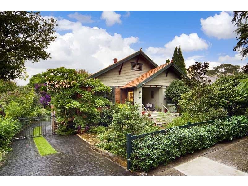 17 Russell Avenue, Lindfield NSW 2070