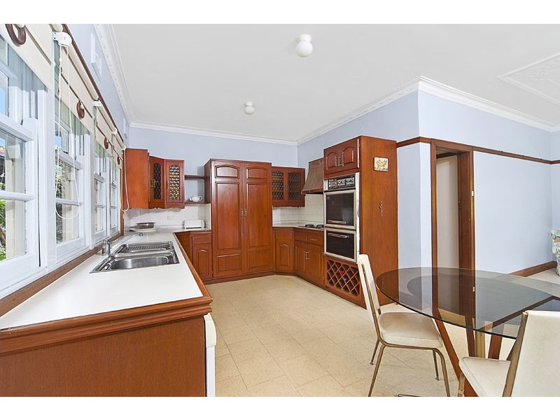 30 Middle Harbour Road, Lindfield NSW 2070