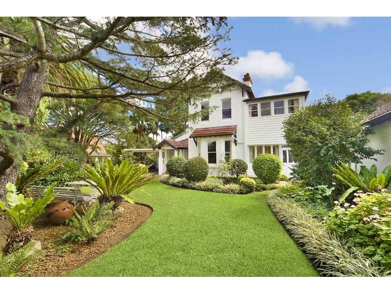 18 Clanville Road, Roseville NSW 2069