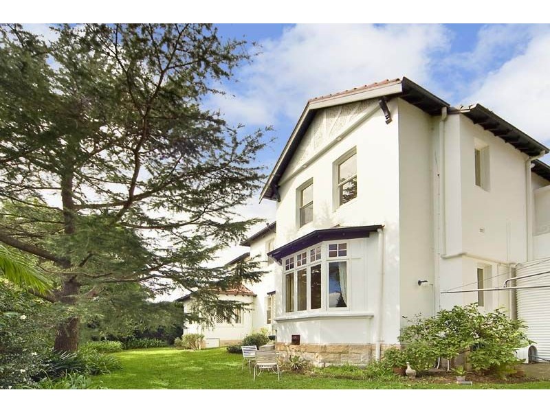 18 Clanville Road, Roseville NSW 2069