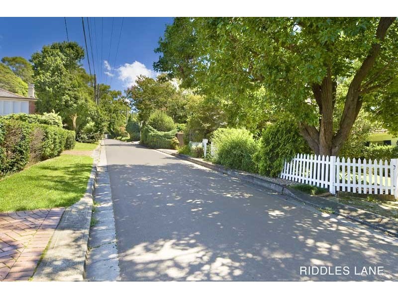10 Riddles Lane, Pymble NSW 2073