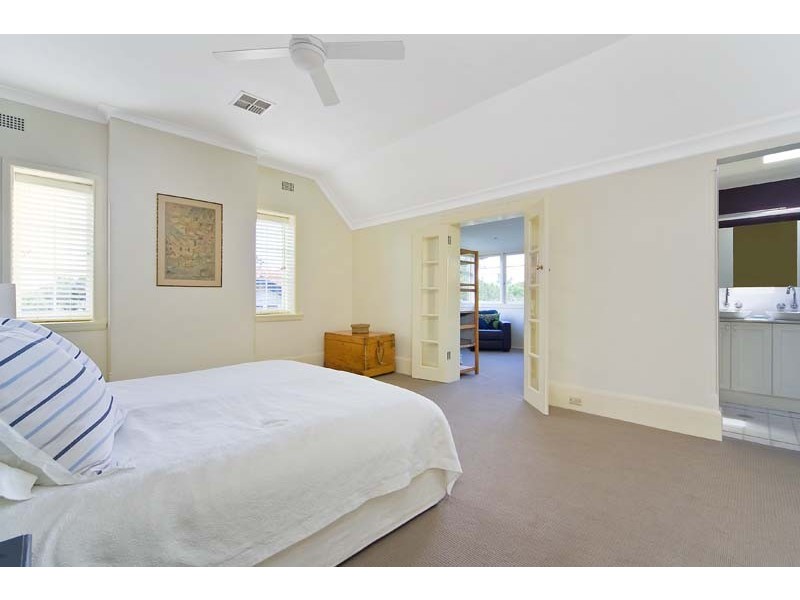 1 Middle Harbour Road, Lindfield NSW 2070