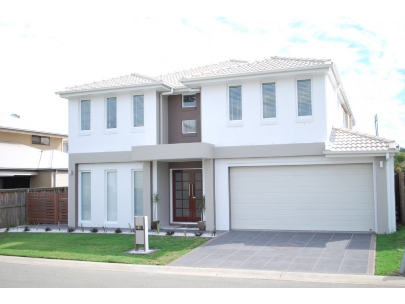 2 Lakeside Ct, Windaroo QLD 4207