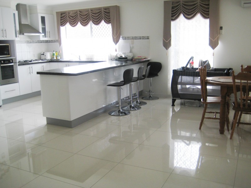 8 Felix, Crestmead QLD 4132