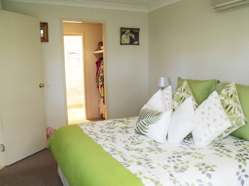 6 Felix, Crestmead QLD 4132