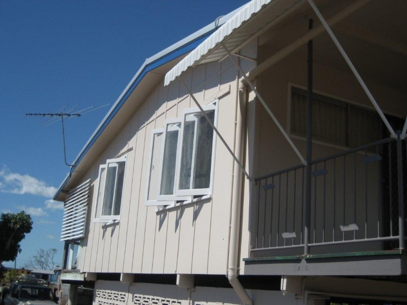 118 Bowen Street, Cardwell QLD 4849