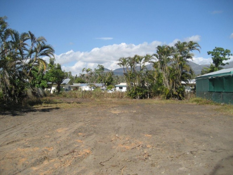 15 Winter Street, Cardwell QLD 4849