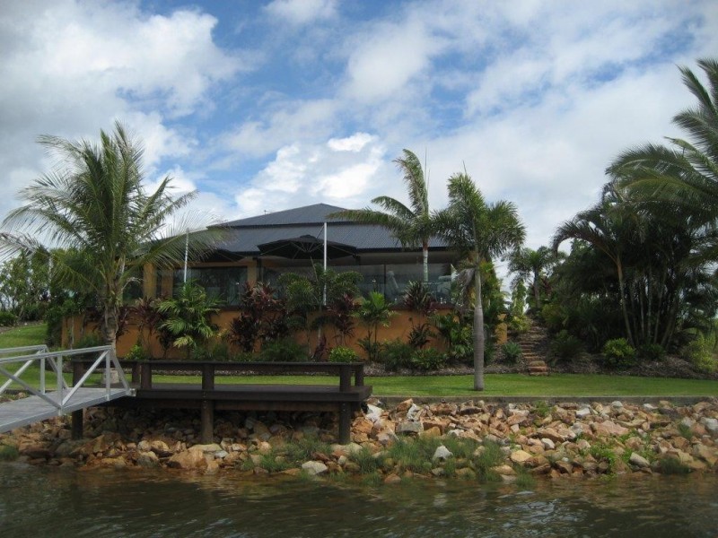 18 Royal Palm Avenue, Cardwell QLD 4849