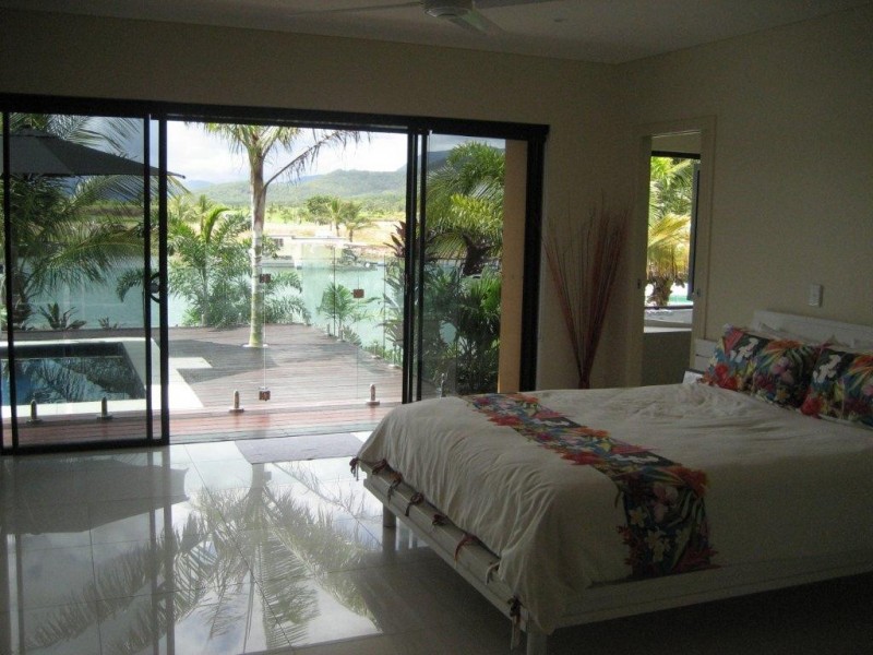 18 Royal Palm Avenue, Cardwell QLD 4849