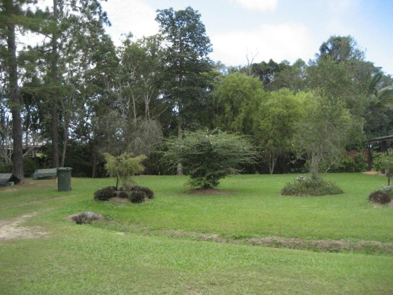 90 Bluff Road, Cardwell QLD 4849