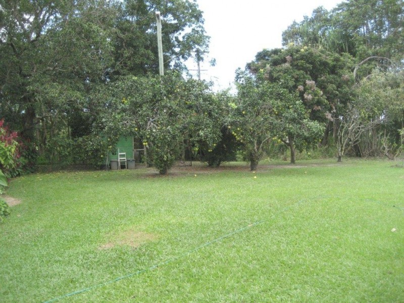 90 Bluff Road, Cardwell QLD 4849