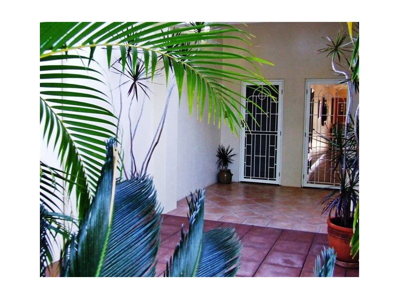 1/27 Poinciana Bvd, Cardwell QLD 4849