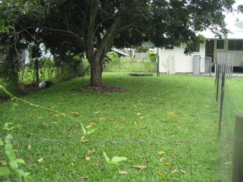 35 Kennedy Creek Rd, Cardwell QLD 4849