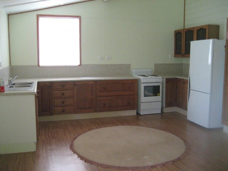 35 Kennedy Creek Rd, Cardwell QLD 4849
