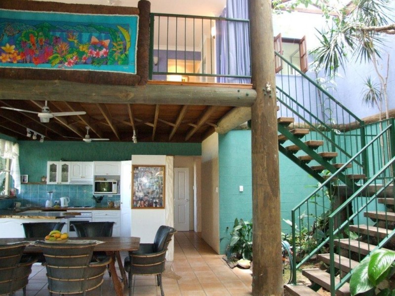5 Marine Parade, Cardwell QLD 4849