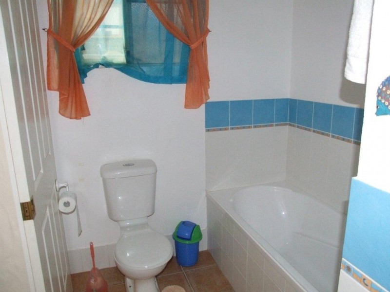 5 Marine Parade, Cardwell QLD 4849