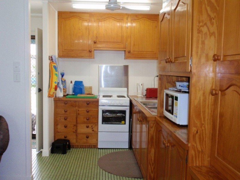 12 Toohey Street, Cardwell QLD 4849