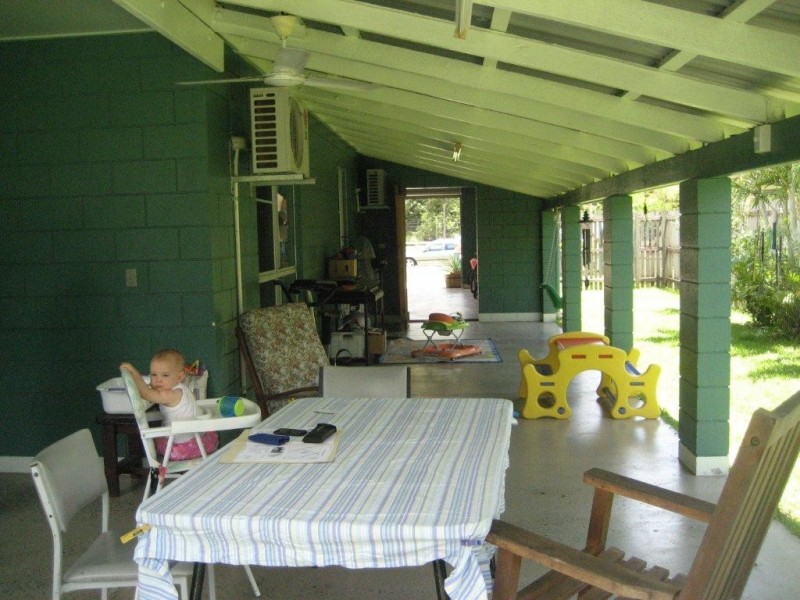 15 Liverpool Street, Cardwell QLD 4849
