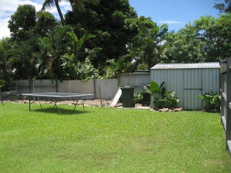 15 Liverpool Street, Cardwell QLD 4849
