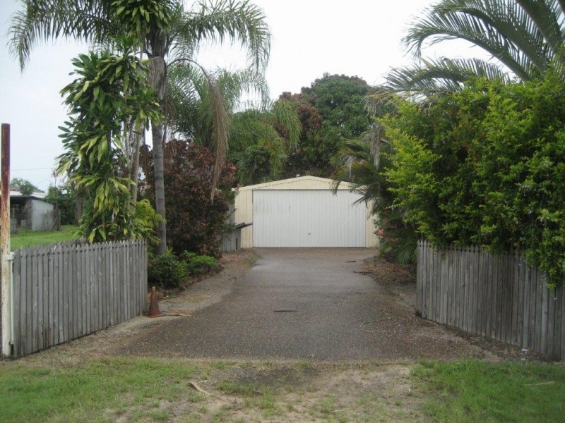 54 Bowen Street, Cardwell QLD 4849